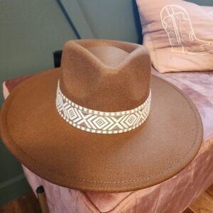 Brown Wide-Brim Hat with Patterned Band